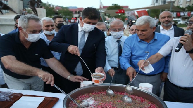 Karşıyaka'da aşure bereketi