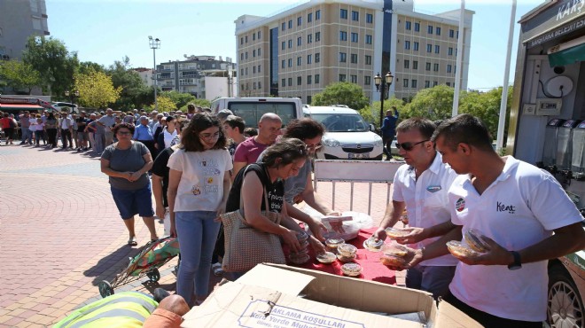 Karşıyaka'da aşure bereketi