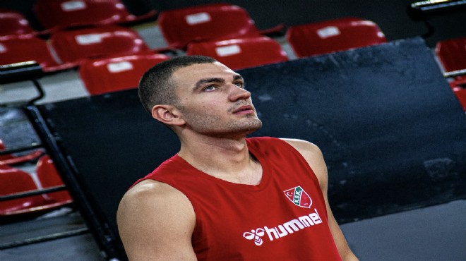 Karşıyaka’da efsanenin oğlu parkede