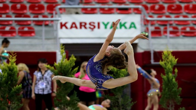 Karşıyaka’da gençlik şöleni