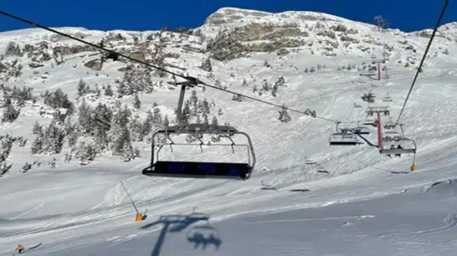 Kayak merkezinde patlama: Çok sayıda can kaybı var