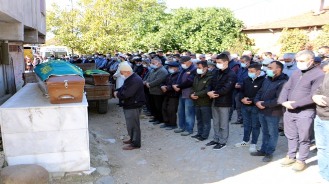 Kazada ölen 2 kardeş yan yana toprağa verildi