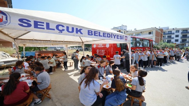 Kent Lokantası Öğrenci Otobüsleri 10 bin porsiyona ulaştı