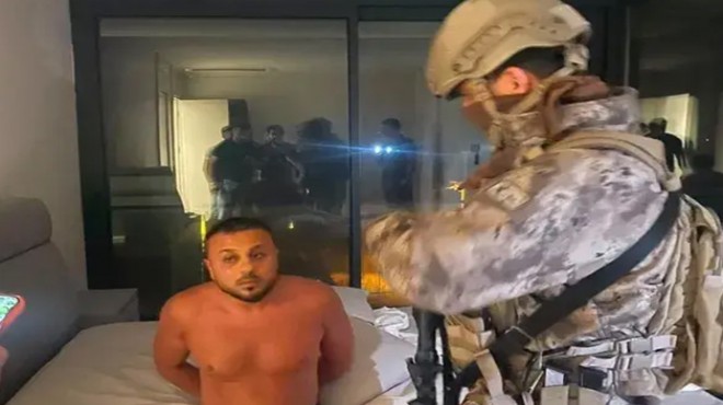 Kırmızı bültenle aranıyordu... Çeşme de yakalandı!