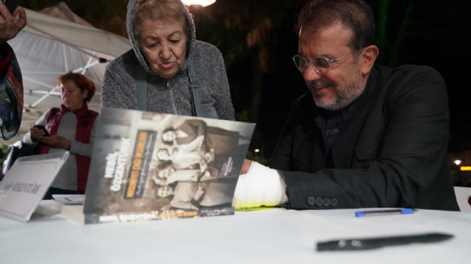 Kitap tutkunları Seferihisar da buluştu