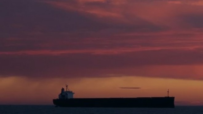 Kızıldeniz de gerginlik tırmanıyor: Ticari gemiye roket saldırısı
