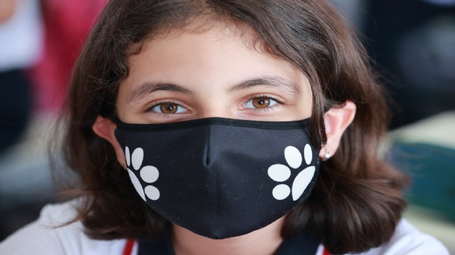 Koca'dan okullar için maske açıklaması