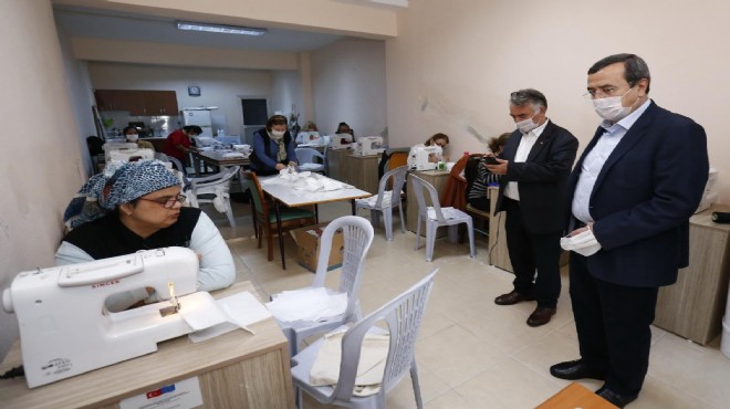 Konak Belediyesi maske üretimine başladı