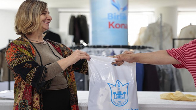 Konak Giysi Market’i bayram neşesi yaşattı