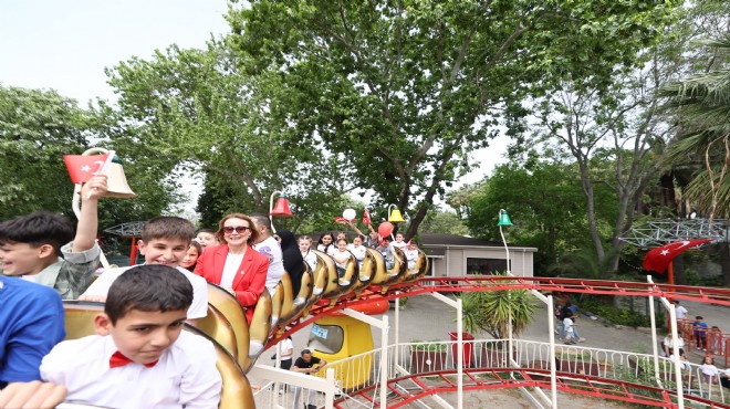 Konak'ta başkan Mutlu'dan çocuklara lunapark sürprizi