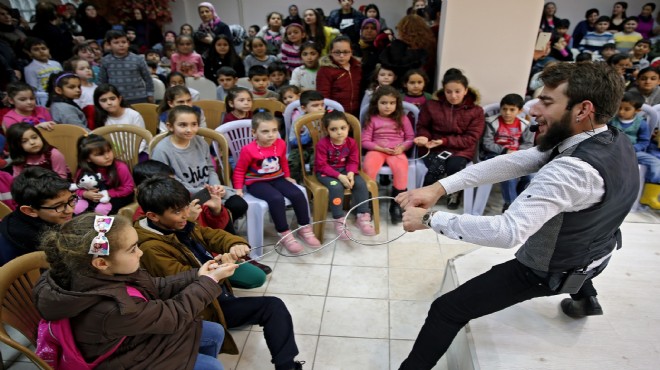 Konak'ta büyük şölen: Karne şenliği