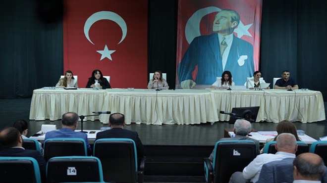 Konak ta şartlı bağışa meclis onayı... Mutlu dan  kamu yararı  vurgusu!