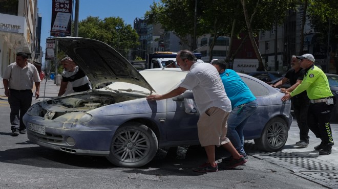 Konak ta seyir halindeki araçta yangın!