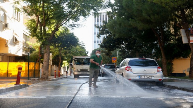 Konak’ın sokaklarında temizlik harekatı