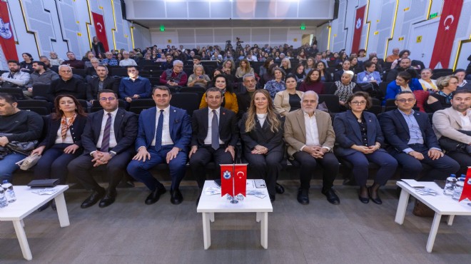 Konak’ta ‘Haberciliğin Geleceği’ konuşuldu: Maalesef kutlanacak bir şey yok!