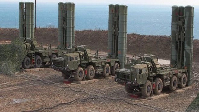 Kremlin den  S-400 anlaşması tamam  mesajı