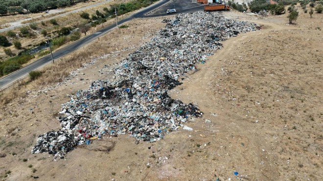 Kriz üstüne kriz: İzmir deki ilçede çöp dağları!