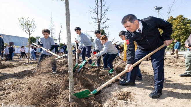 Kültürpark ta beton alan yeşile dönüyor!