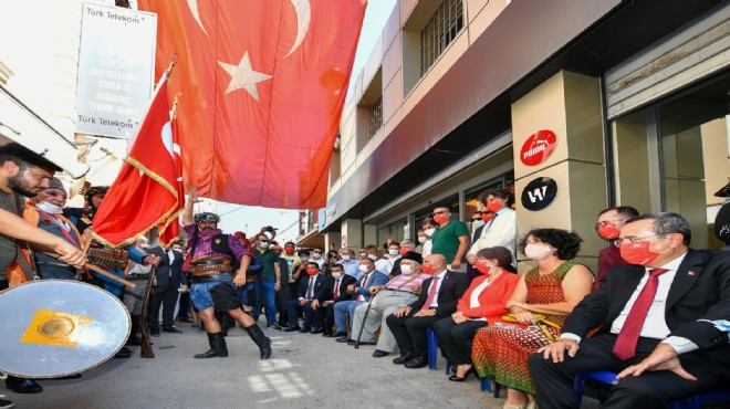 Kurtuluş coşkusu zeybekle renklendi