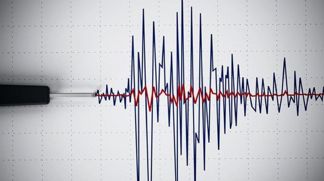 Kuşadası Körfezi'nde korkutan deprem!