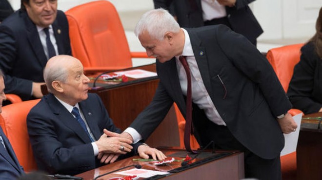 MHP sıralarında dikkat çeken an: Bahçeli ile Aydın…