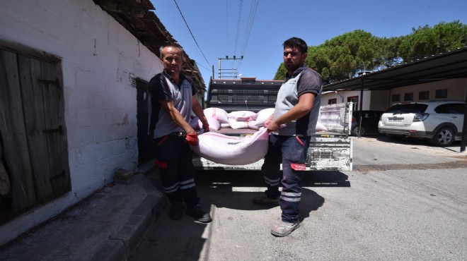 O belediye mahsulü yanan üreticinin yanında!