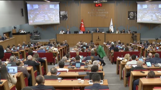 Meclis te  otopark  polemiği:  İZELMAN ın yaptığı açıkça suç! 