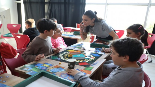 Menderes te çocuk hakları semineri