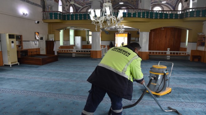 Menemen'de camilerde temizlik seferberliği