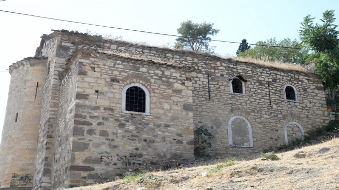 Menemen deki tarihi kilise yeniden doğacak!