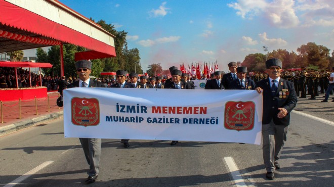 Menemenli Gaziler aynı ruhla Kıbrıs'ta!