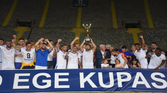 Menemenspor bulutların üzerinde!