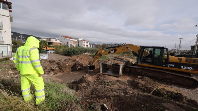 Metrekareye 137 kilogram yağış düştü: Bergama da ekipler sahada!