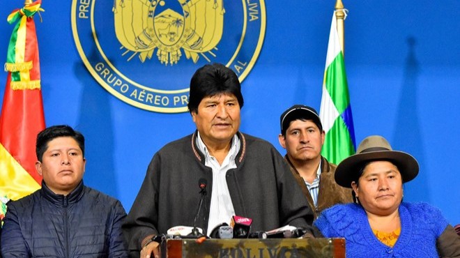 Morales Meksika'nın iltica teklifini kabul etti