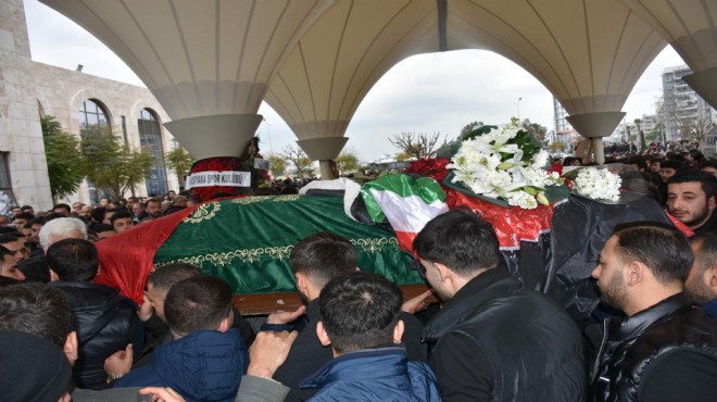 Motosiklet kazasında can vermişti: Karşıyaka bayrağı ile uğurlandı