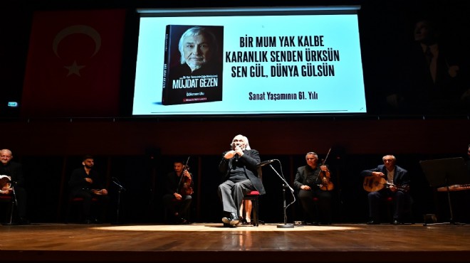 Müjdat Gezen belgeseli İzmir'de gala yaptı