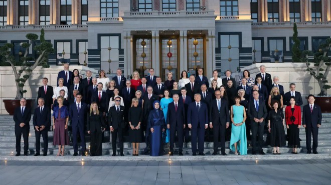 NATO Ankara Zirvesi nde liderlerden aile fotoğrafı