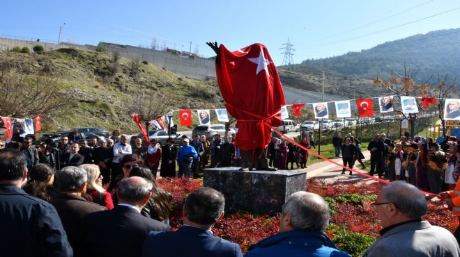 Narlıdere'de Ata'nın heykeli yeni yerinde!