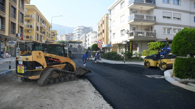 Narlıdere de yol çalışmaları tam gaz!