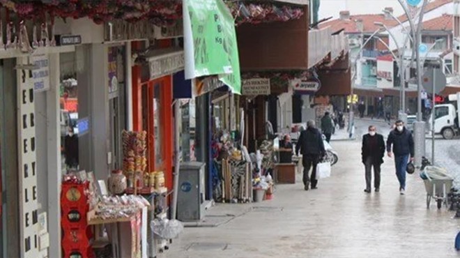 O ilçede aşı olmayana iş yeri ruhsatı yok!