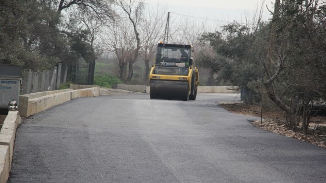 O ilçede bu kez de ‘pankart' krizi: CHP'den sert tepki, AK Parti'de jet foto-yanıt!