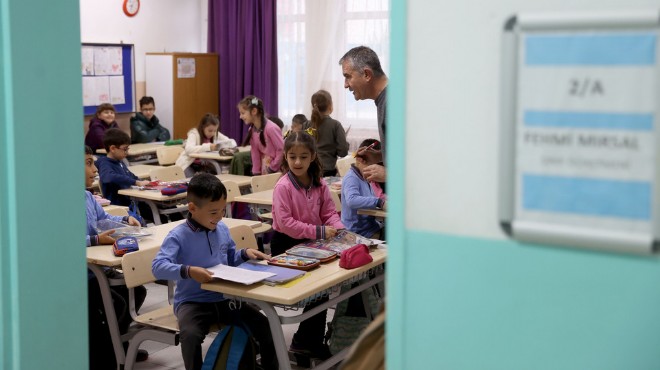 Okullarda ara tatil kalkıyor mu?