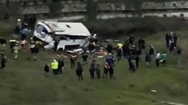 Otobüs şarampole yuvarlandı: Ölü ve yaralılar var!