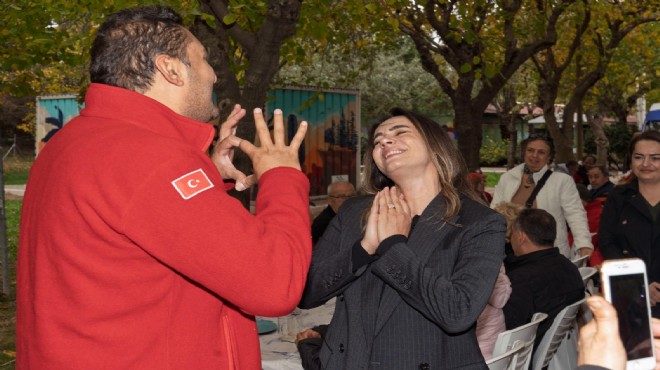 Öznur Tugay,  İzci Sofrası nın konuğu oldu