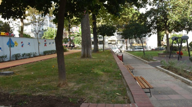 Park bahçeler İzmir de her yıl orta ölçekli bir barajı içiyor!