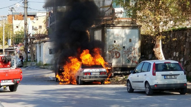 Park halindeki otomobil alev alev yandı!