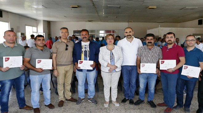 Pekdaş'tan 'eğitimli babalar'a sertifika