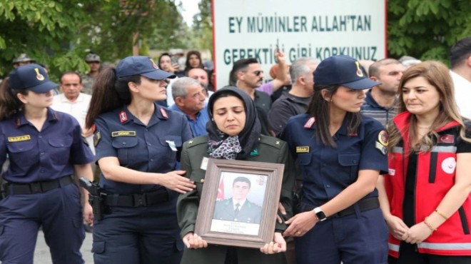 Pençe-Kilit şehidine yürek yakan veda!