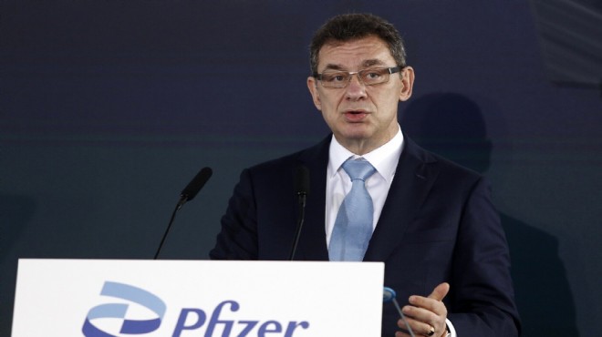 Pfizer CEO'sundan Omicron açıklaması: Birkaç ay içinde normale döneceğiz!