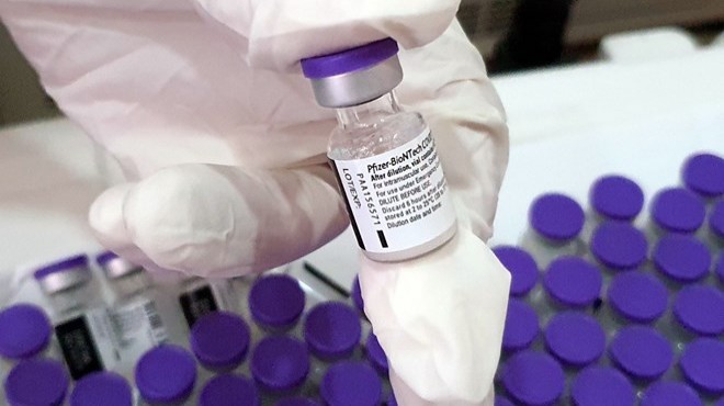 Pfizer'dan 'aşıda üçüncü doz' açıklaması